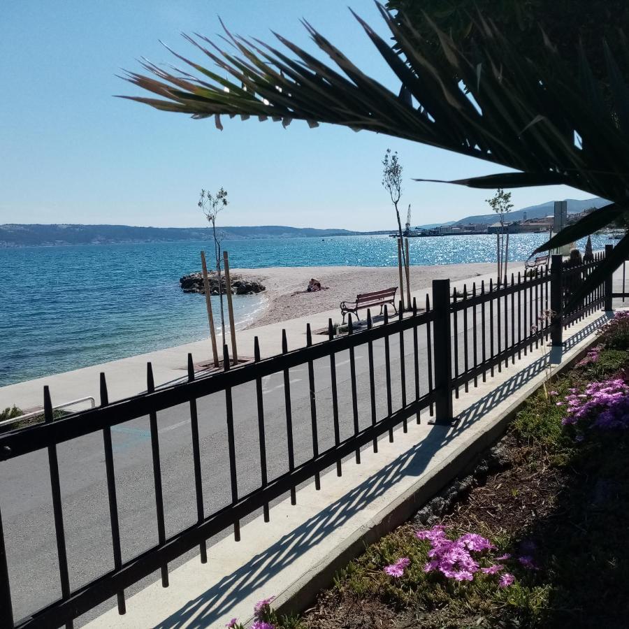 Kaštela Apartman Figaro Pogled Od Milijun Dolara, 2 Tusa, 2 Wc מראה חיצוני תמונה