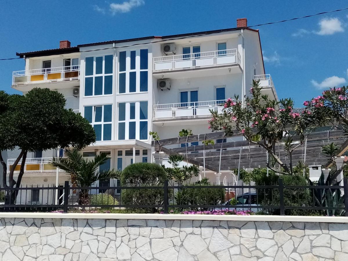 Kaštela Apartman Figaro Pogled Od Milijun Dolara, 2 Tusa, 2 Wc מראה חיצוני תמונה